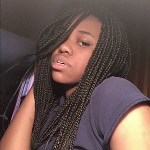 Meet your Posher, Anna